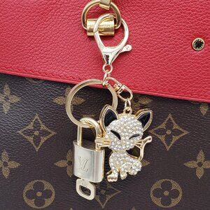Authentic Louis Vuitton Lock & Key with unbranded Rhinestone Cat Keycharm
